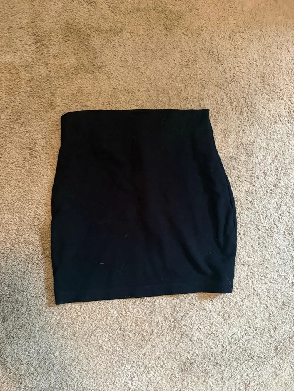 Classic Black Women's Mini Skirt - Brand Unspecified
